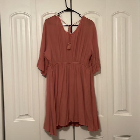 Short boutique style dress | XL - Picture 2 of 2